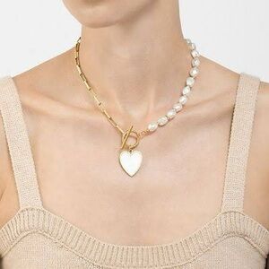 NWT ADORNIA Imitation Pearl and Chain Heart Toggle Necklace